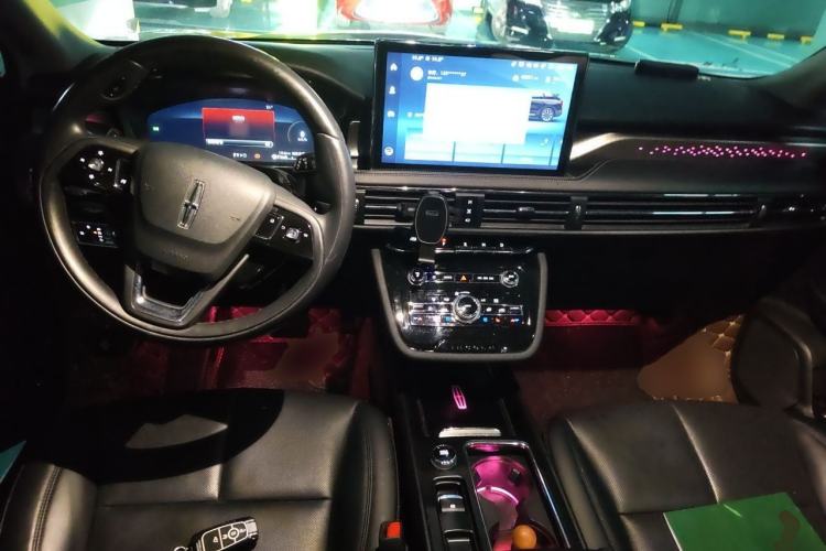 Used Lincoln Corsair 2022 Revised Version 2.0T Two-Wheel Drive Premium Edition Center Console