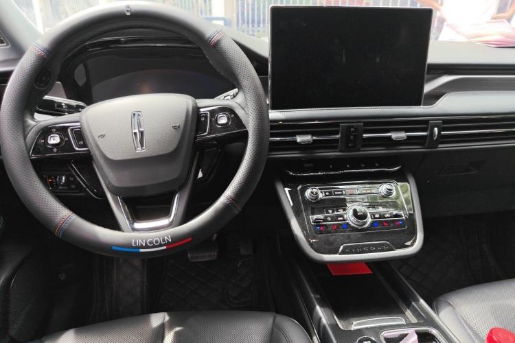 Used Lincoln Corsair 2022 Revised Version 2.0T Two-Wheel Drive Premium Edition Center Console