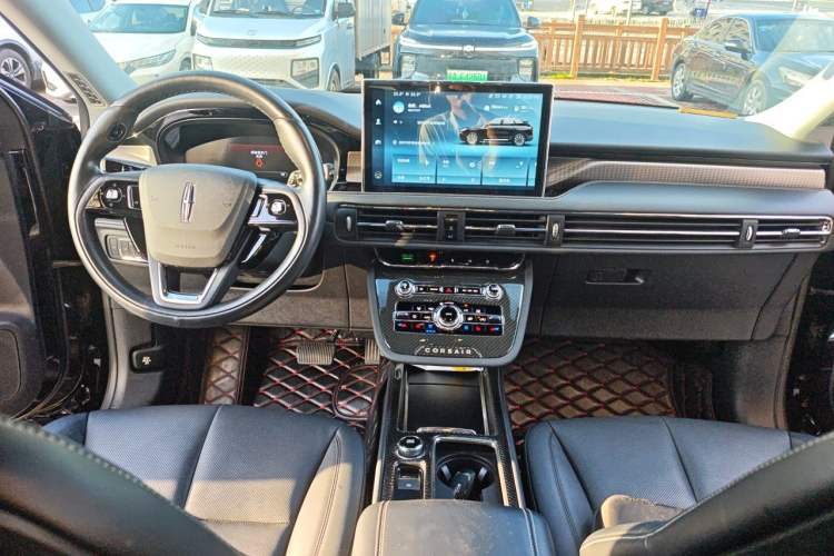 Used Lincoln Corsair 2022 Revised Version 2.0T Two-Wheel Drive Premium Edition Center Console