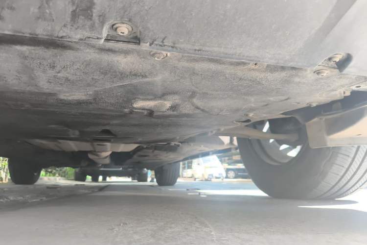 Used Lincoln Corsair 2022 Revised Version 2.0T Two-Wheel Drive Premium Edition Chassis Front Left