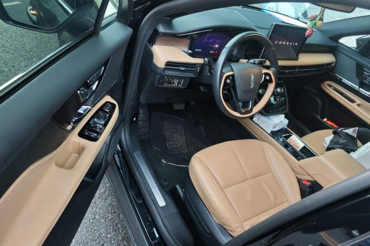 Used Lincoln Corsair 2022 2.0T Two-Wheel Drive Luxury Edition Driver Seat