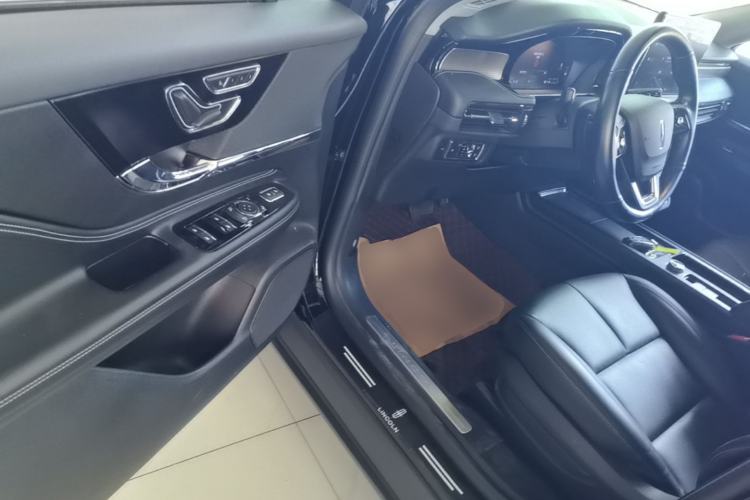 Used Lincoln Corsair 2022 Revised Version 2.0T Two-Wheel Drive Premium Edition Driver Seat
