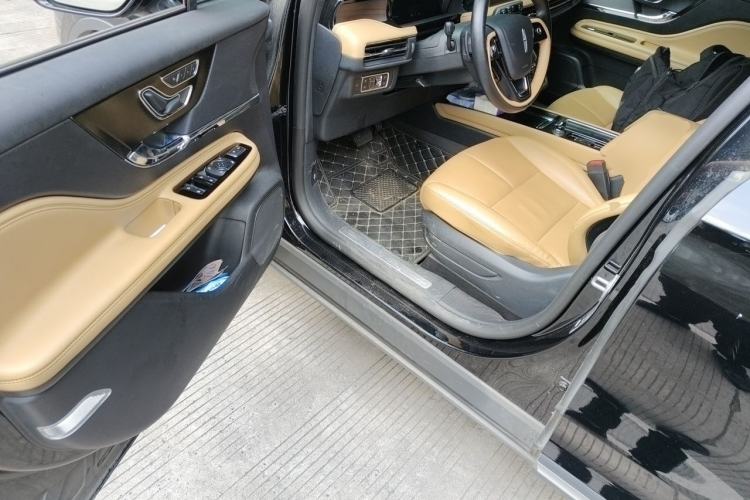 Used Lincoln Corsair 2022 Revised Version 2.0T Two-Wheel Drive Luxury Edition Driver Seat