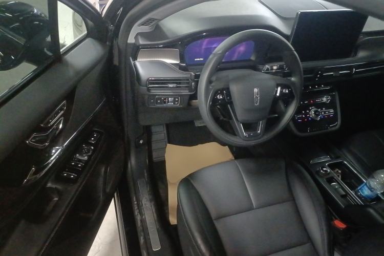 Used Lincoln Corsair 2022 Revised Version 2.0T Two-Wheel Drive Premium Edition Driver Seat
