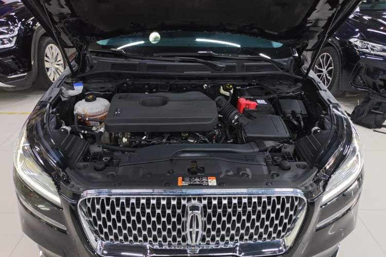 Used Lincoln Corsair 2022 2.0T Two-Wheel Drive Deluxe Edition Engine Bay