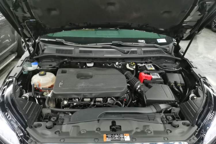 Used Lincoln Corsair 2022 2.0T Two-Wheel Drive Luxury Edition Engine Bay