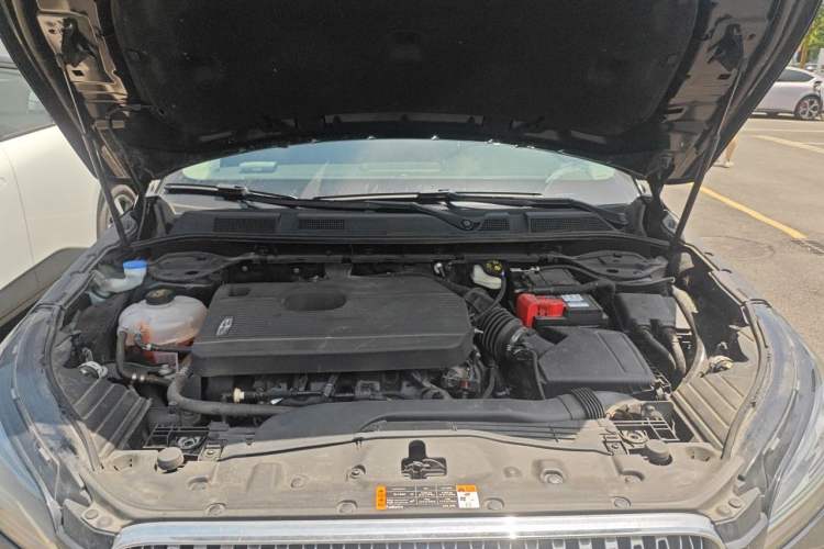 Used Lincoln Corsair 2022 2.0T Two-Wheel Drive Luxury Edition Engine Bay