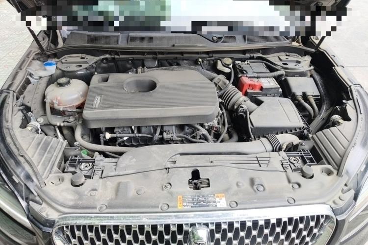 Used Lincoln Corsair 2022 Revised Version 2.0T Two-Wheel Drive Luxury Edition Engine Bay