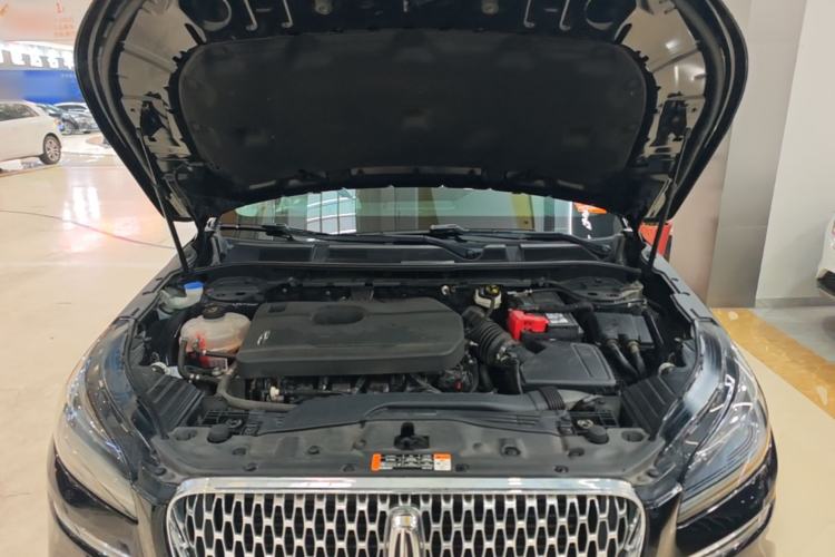 Used Lincoln Corsair 2022 2.0T Two-Wheel Drive Deluxe Edition Engine Bay