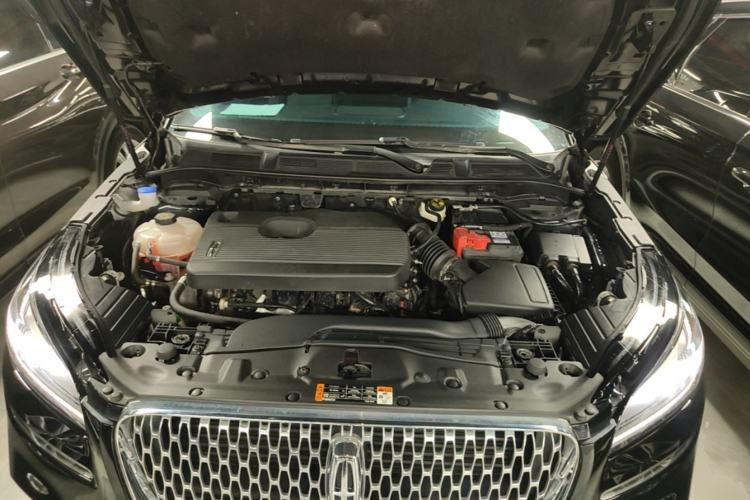 Used Lincoln Corsair 2022 2.0T Two-Wheel Drive Deluxe Edition Engine Bay
