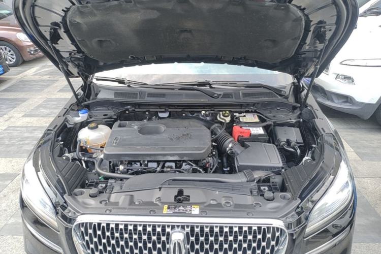 Used Lincoln Corsair 2022 2.0T Two-Wheel Drive Deluxe Edition Engine Bay