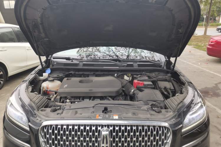 Used Lincoln Corsair 2022 2.0T Two-Wheel Drive Luxury Edition Engine Bay