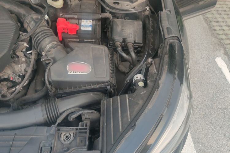 Used Lincoln Corsair 2022 Revised Version 2.0T Two-Wheel Drive Premium Edition Engine Bay Left