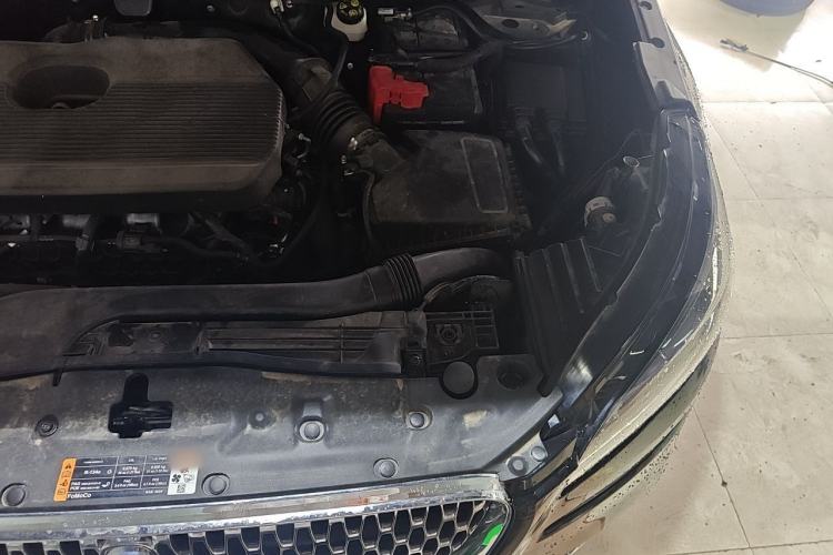 Used Lincoln Corsair 2022 2.0T Two-Wheel Drive Luxury Edition Engine Bay Left