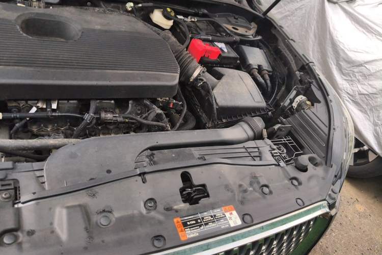 Used Lincoln Corsair 2022 2.0T Two-Wheel Drive Luxury Edition Engine Bay Left