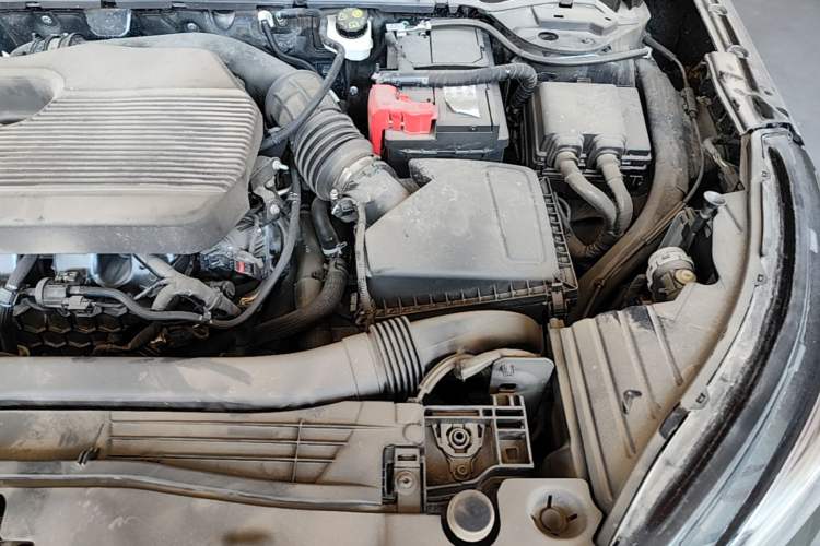 Used Lincoln Corsair 2022 2.0T Two-Wheel Drive Deluxe Edition Engine Bay Left