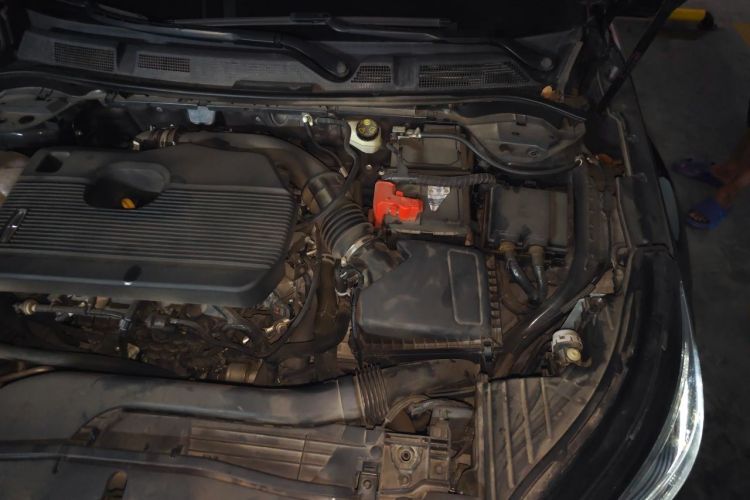 Used Lincoln Corsair 2022 2.0T Two-Wheel Drive Deluxe Edition Engine Bay Left