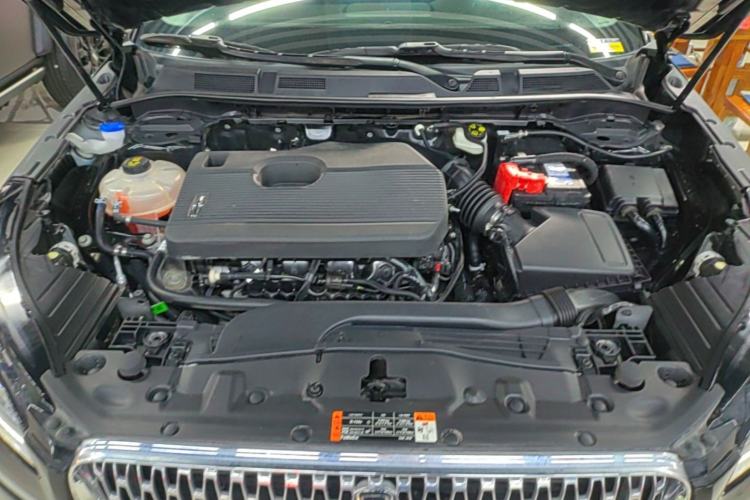 Used Lincoln Corsair 2022 2.0T Two-Wheel Drive Deluxe Edition Engine Bay
