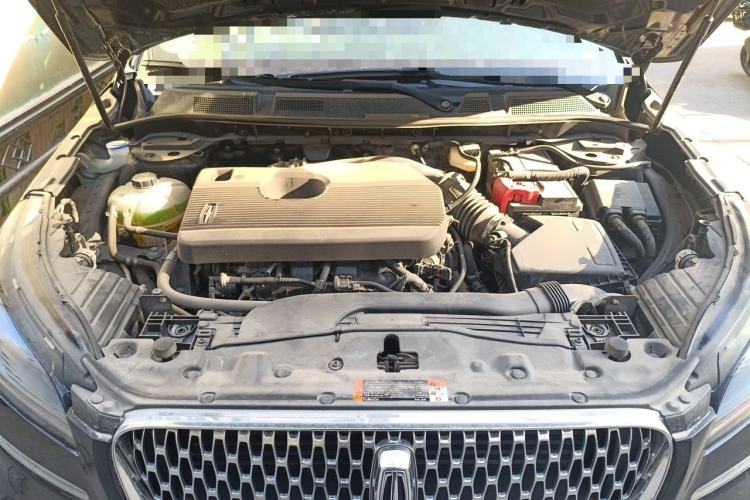 Used Lincoln Corsair 2022 2.0T Two-Wheel Drive Deluxe Edition Engine Bay