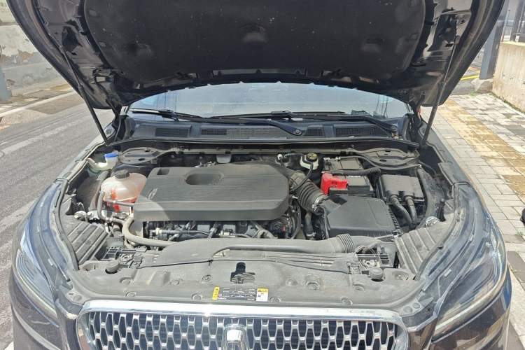 Used Lincoln Corsair 2022 2.0T Two-Wheel Drive Deluxe Edition Engine Bay