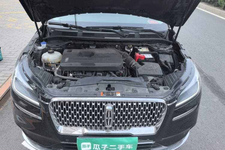 Used Lincoln Corsair 2022 2.0T Two-Wheel Drive Luxury Edition Engine Bay