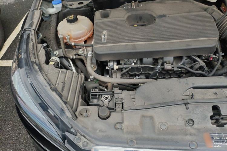 Used Lincoln Corsair 2022 2.0T Two-Wheel Drive Deluxe Edition Engine Bay Right