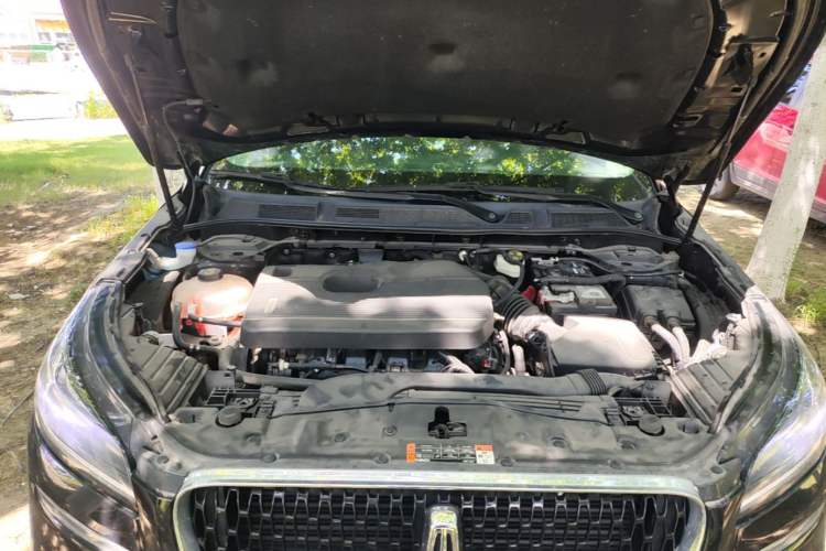 Used Lincoln Corsair 2022 2.0T Two-Wheel Drive Luxury Edition Engine Bay