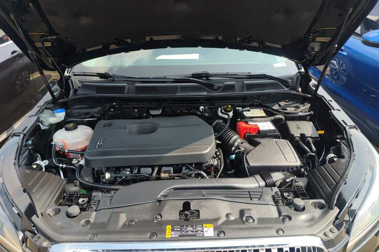 Used Lincoln Corsair 2022 2.0T Two-Wheel Drive Luxury Edition Engine Bay