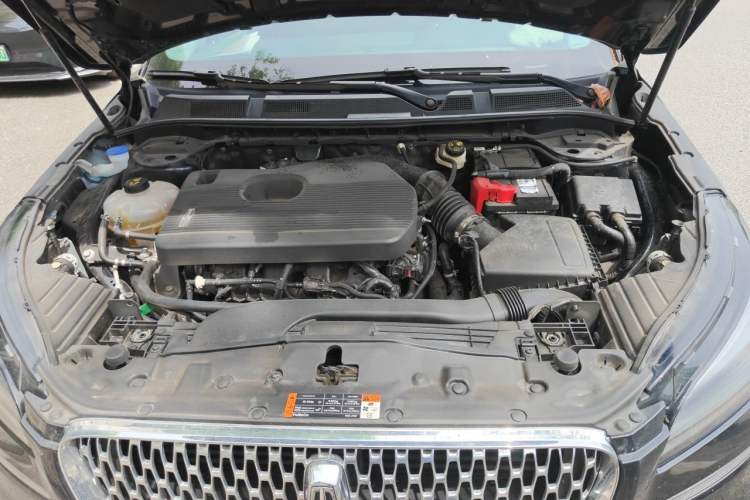 Used Lincoln Corsair 2022 Revised Version 2.0T Two-Wheel Drive Premium Edition Engine Bay