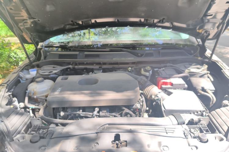 Used Lincoln Corsair 2022 Revised Version 2.0T Two-Wheel Drive Premium Edition Engine Bay