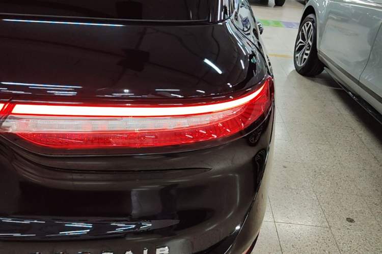 Used Lincoln Corsair 2022 2.0T Two-Wheel Drive Deluxe Edition Exterior 3