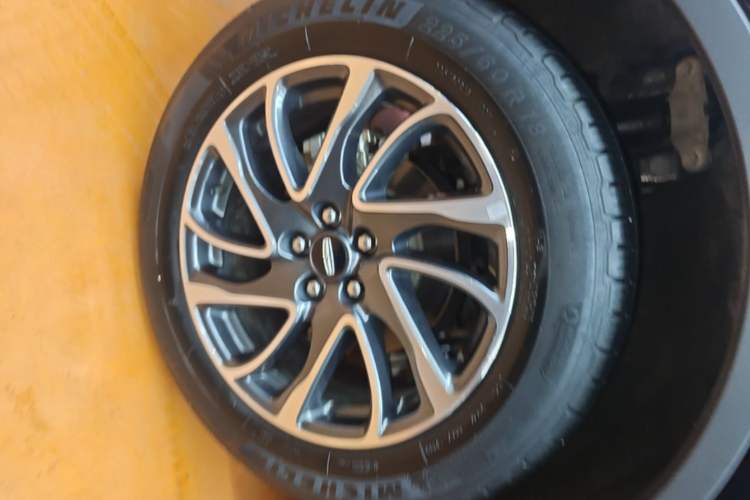 Used Lincoln Corsair 2022 2.0T Two-Wheel Drive Deluxe Edition Exterior 5
