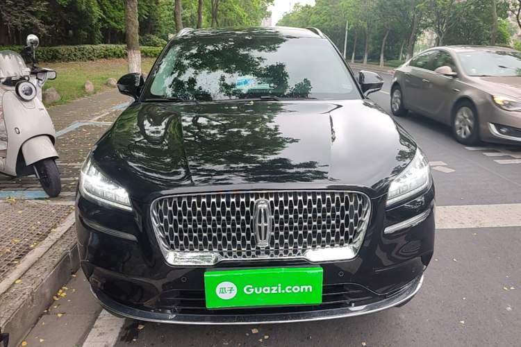 Used Lincoln Corsair 2022 2.0T Two-Wheel Drive Deluxe Edition Front