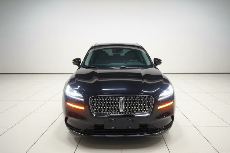 Used Lincoln Corsair 2022 2.0T Two-Wheel Drive Deluxe Edition Front
