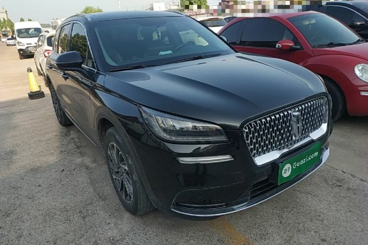 Used Lincoln Corsair 2022 2.0T Two-Wheel Drive Deluxe Edition Front Right 45 Deg