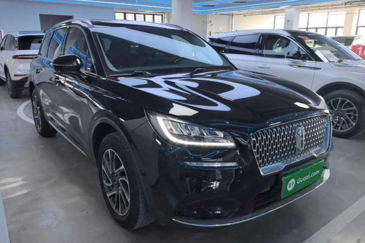 Used Lincoln Corsair 2022 2.0T Two-Wheel Drive Deluxe Edition Front Right 45 Deg