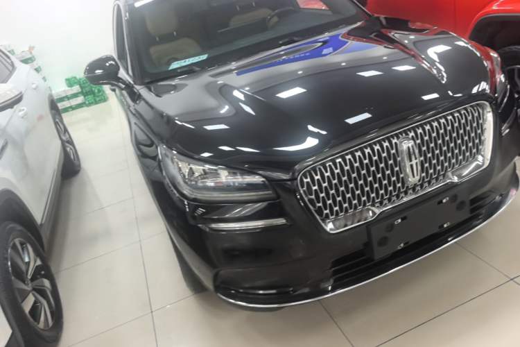 Used Lincoln Corsair 2022 2.0T Two-Wheel Drive Luxury Edition Front Right 45 Deg