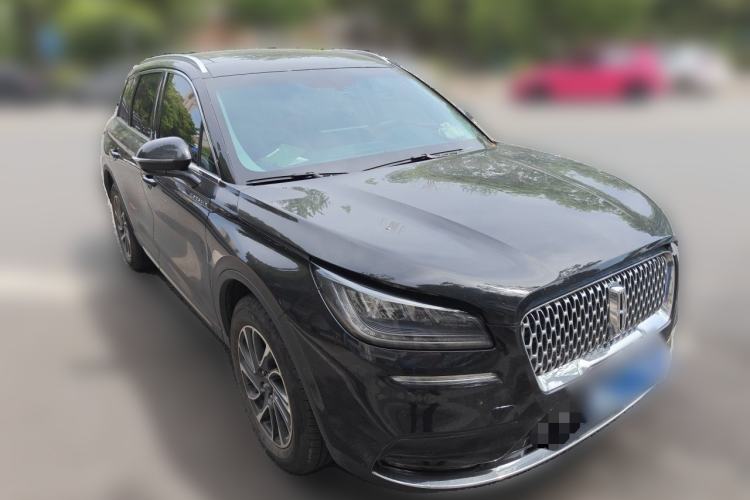 Used Lincoln Corsair 2022 Revised Version 2.0T Two-Wheel Drive Premium Edition Front Right 45 Deg