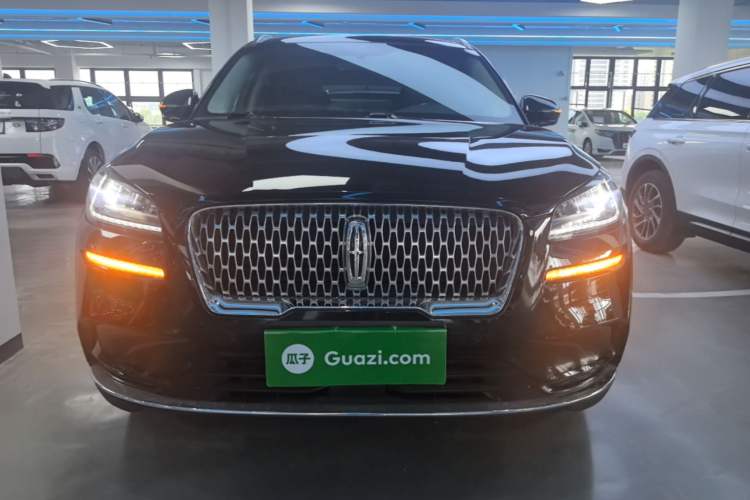 Used Lincoln Corsair 2022 2.0T Two-Wheel Drive Deluxe Edition Front