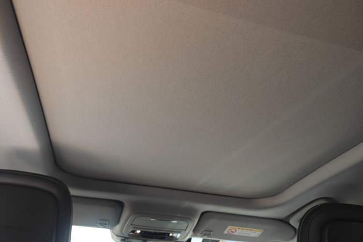 Used Lincoln Corsair 2022 2.0T Two-Wheel Drive Luxury Edition Headliner
