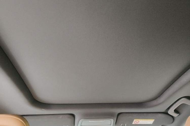 Used Lincoln Corsair 2022 Revised Version 2.0T Two-Wheel Drive Luxury Edition Headliner