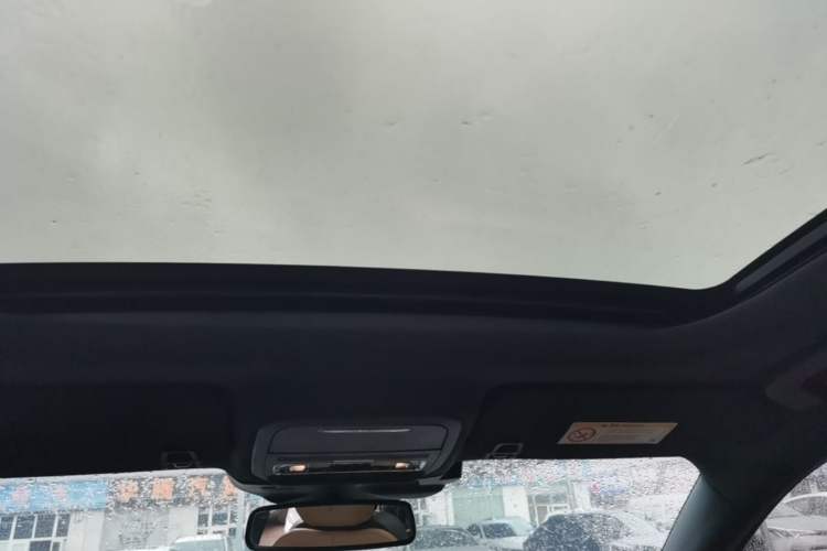 Used Lincoln Corsair 2022 2.0T Two-Wheel Drive Luxury Edition Headliner