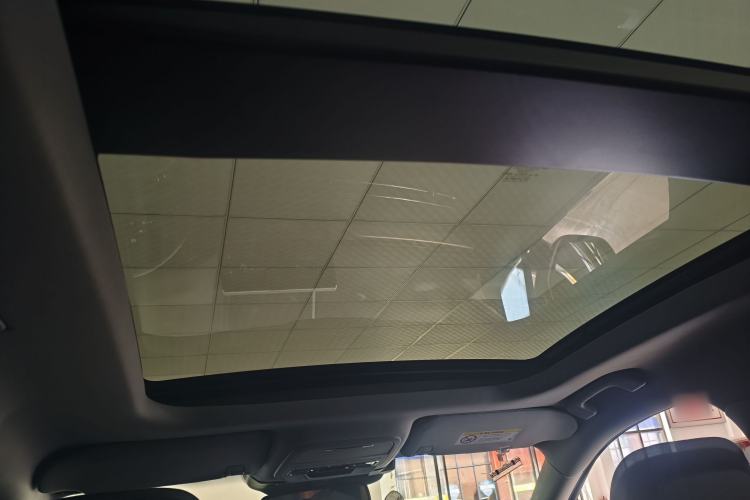 Used Lincoln Corsair 2022 2.0T Two-Wheel Drive Deluxe Edition Headliner