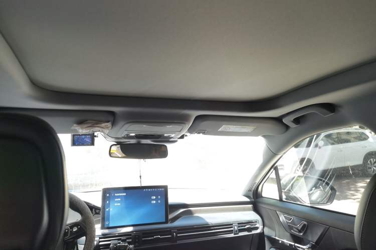 Used Lincoln Corsair 2022 2.0T Two-Wheel Drive Deluxe Edition Headliner
