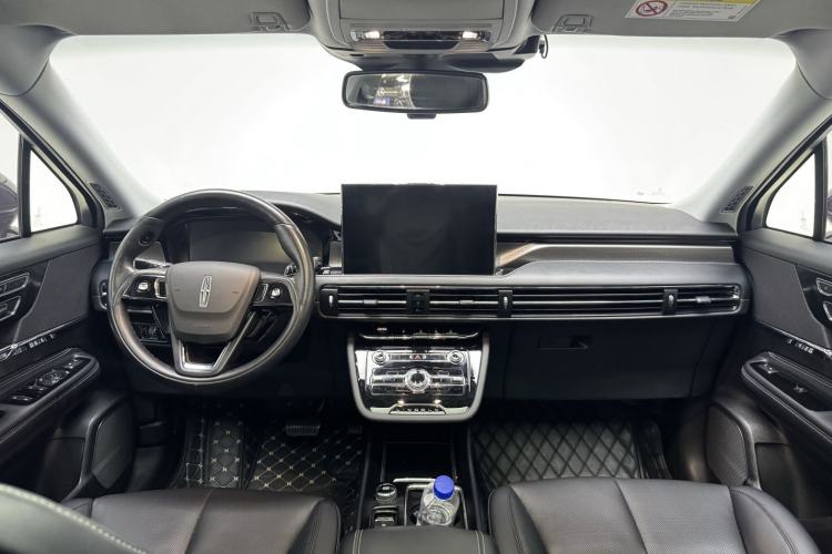 Used Lincoln Corsair 2022 2.0T Two-Wheel Drive Deluxe Edition Interior 1