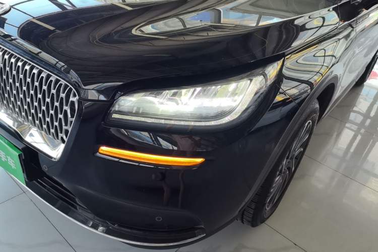 Used Lincoln Corsair 2022 Revised Version 2.0T Two-Wheel Drive Premium Edition Left Front Headlight