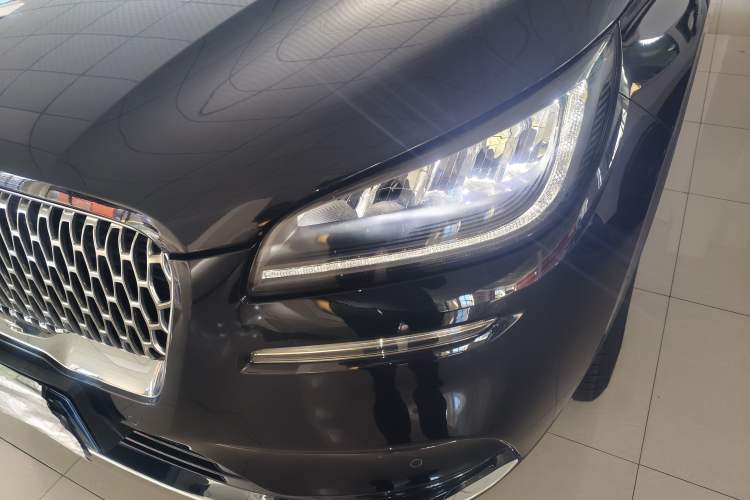 Used Lincoln Corsair 2022 2.0T Two-Wheel Drive Deluxe Edition Left Front Headlight