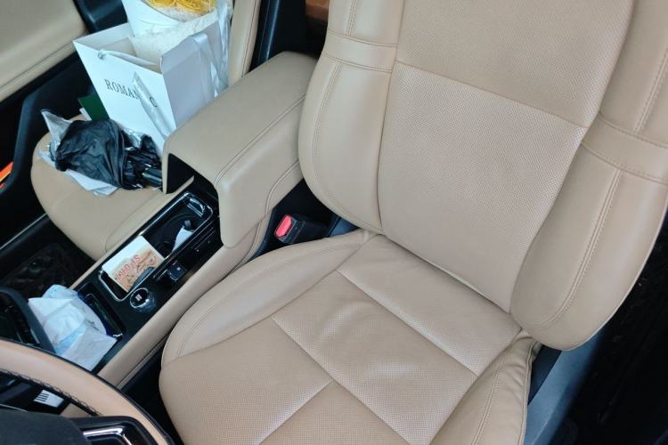 Used Lincoln Corsair 2022 2.0T Two-Wheel Drive Luxury Edition Left Front Seat