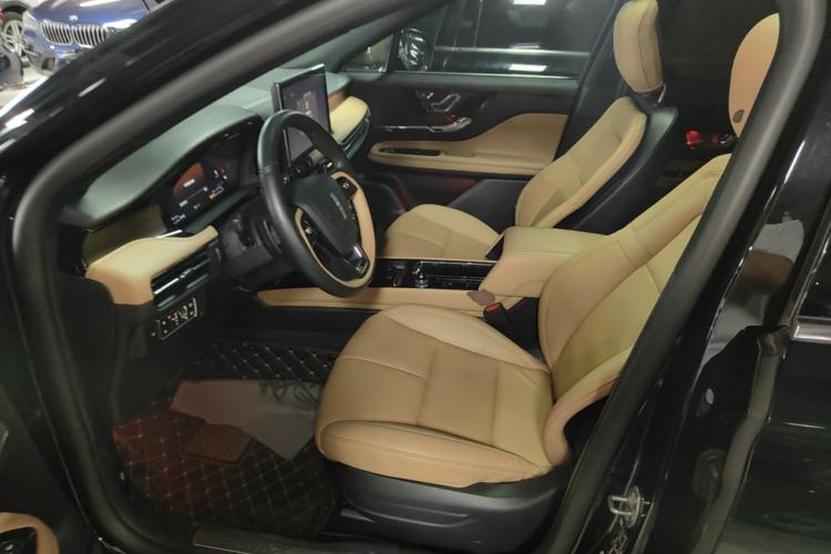 Used Lincoln Corsair 2022 2.0T Two-Wheel Drive Luxury Edition Left Front Seat