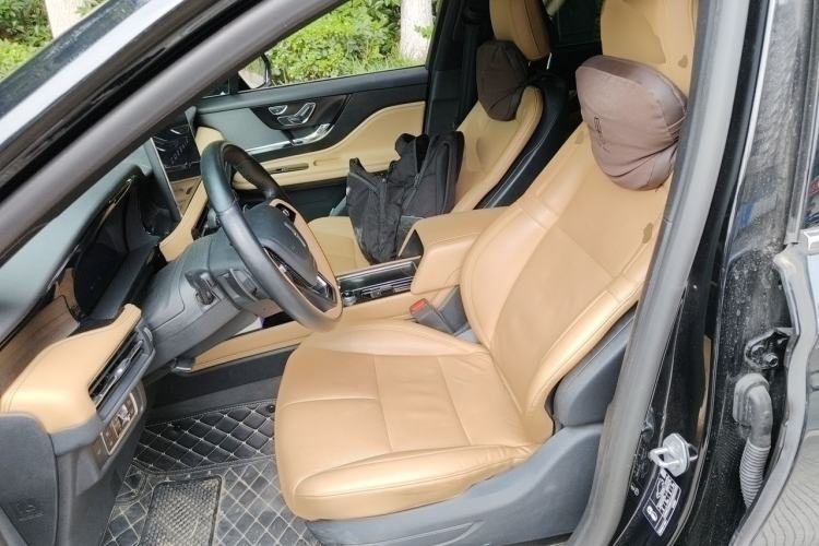 Used Lincoln Corsair 2022 Revised Version 2.0T Two-Wheel Drive Luxury Edition Left Front Seat
